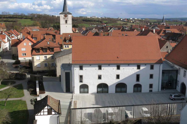 Zehntscheune mit Hof