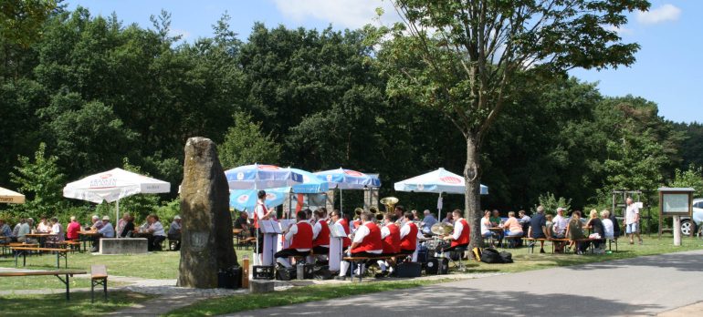 Frühschoppen Am Drei-Franken-Stein