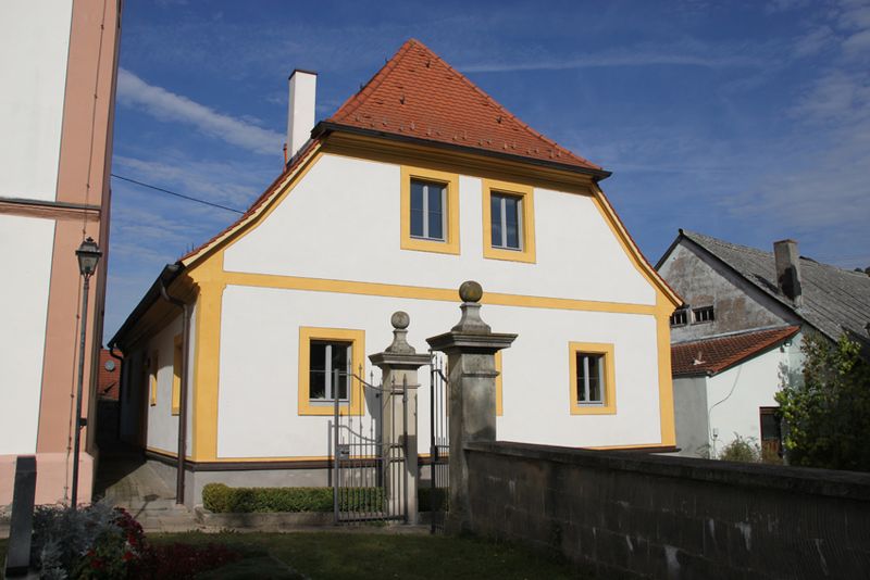 Alte Schule in Füttersee