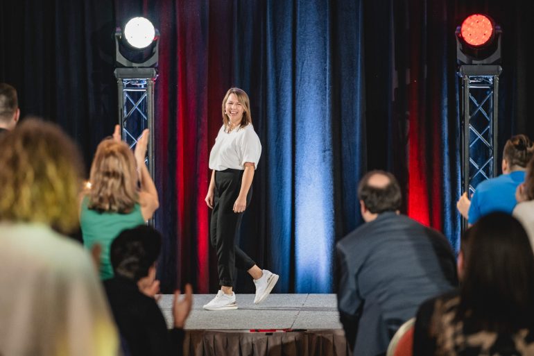 Alena Kaiser Beim SpeakerSlam (c) Justin Bockey